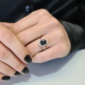 diamond-black-diamond-engagement-rings