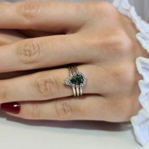 Green Sapphire & Diamonds Ring Set in 18k Solid Gold - Giulia