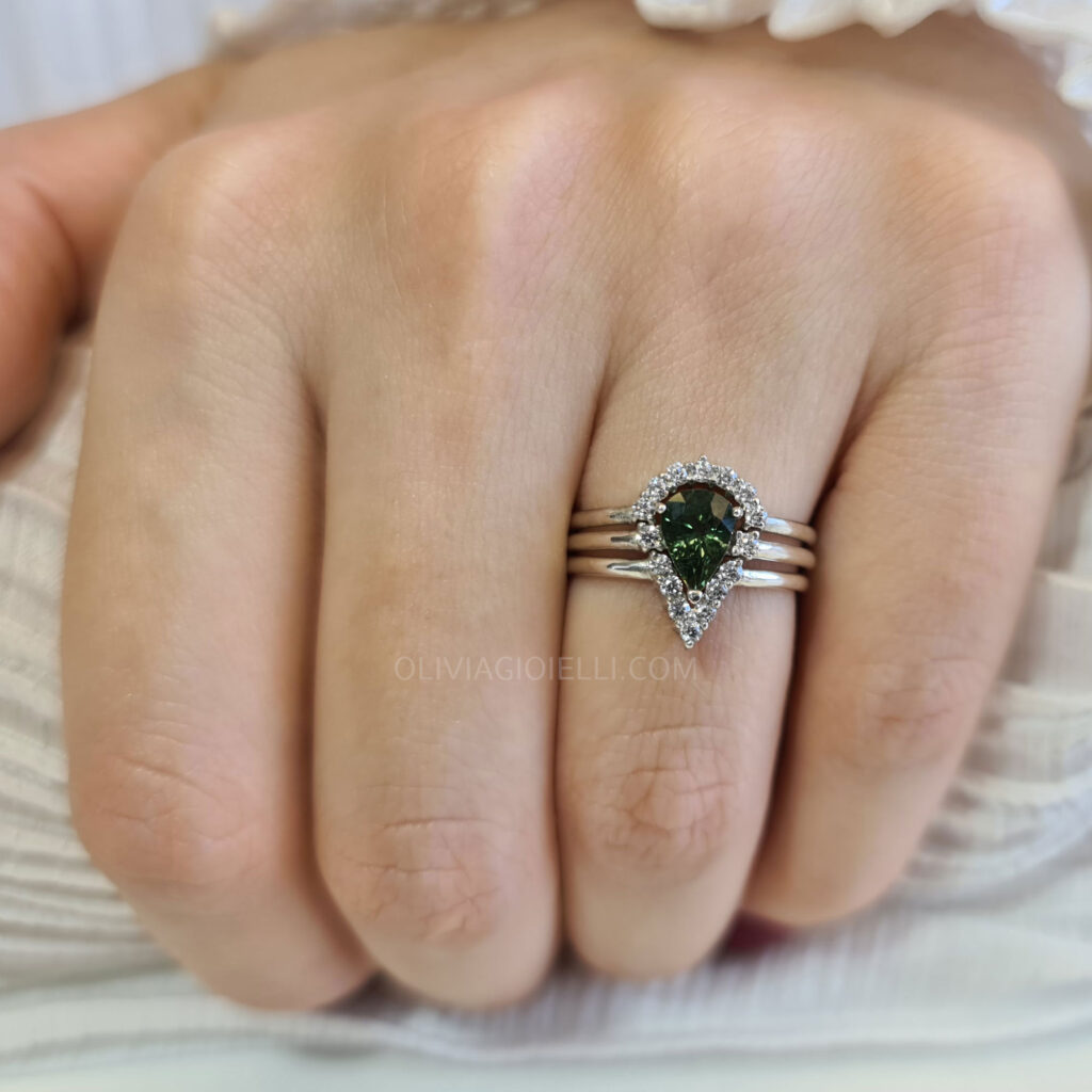 Green Sapphire & Diamonds Ring Set in 18k Solid Gold - Giulia